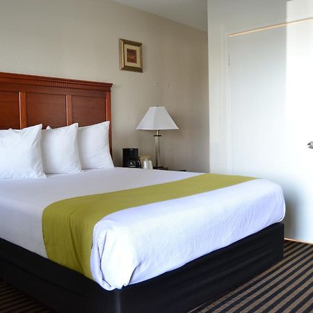 Marina Inn And Suites-Airport-Gaslamp-Zoo San Diego Exterior photo