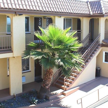 Marina Inn And Suites-Airport-Gaslamp-Zoo San Diego Exterior photo