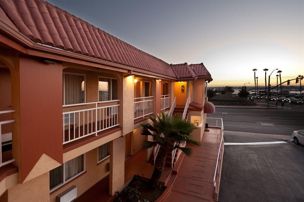 Marina Inn And Suites-Airport-Gaslamp-Zoo San Diego Exterior photo