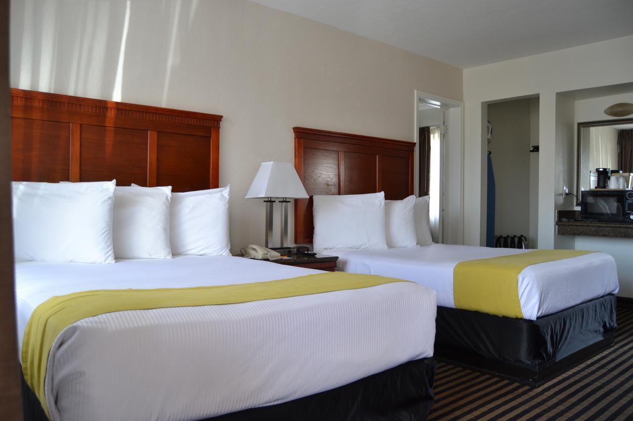 Marina Inn And Suites-Airport-Gaslamp-Zoo San Diego Exterior photo