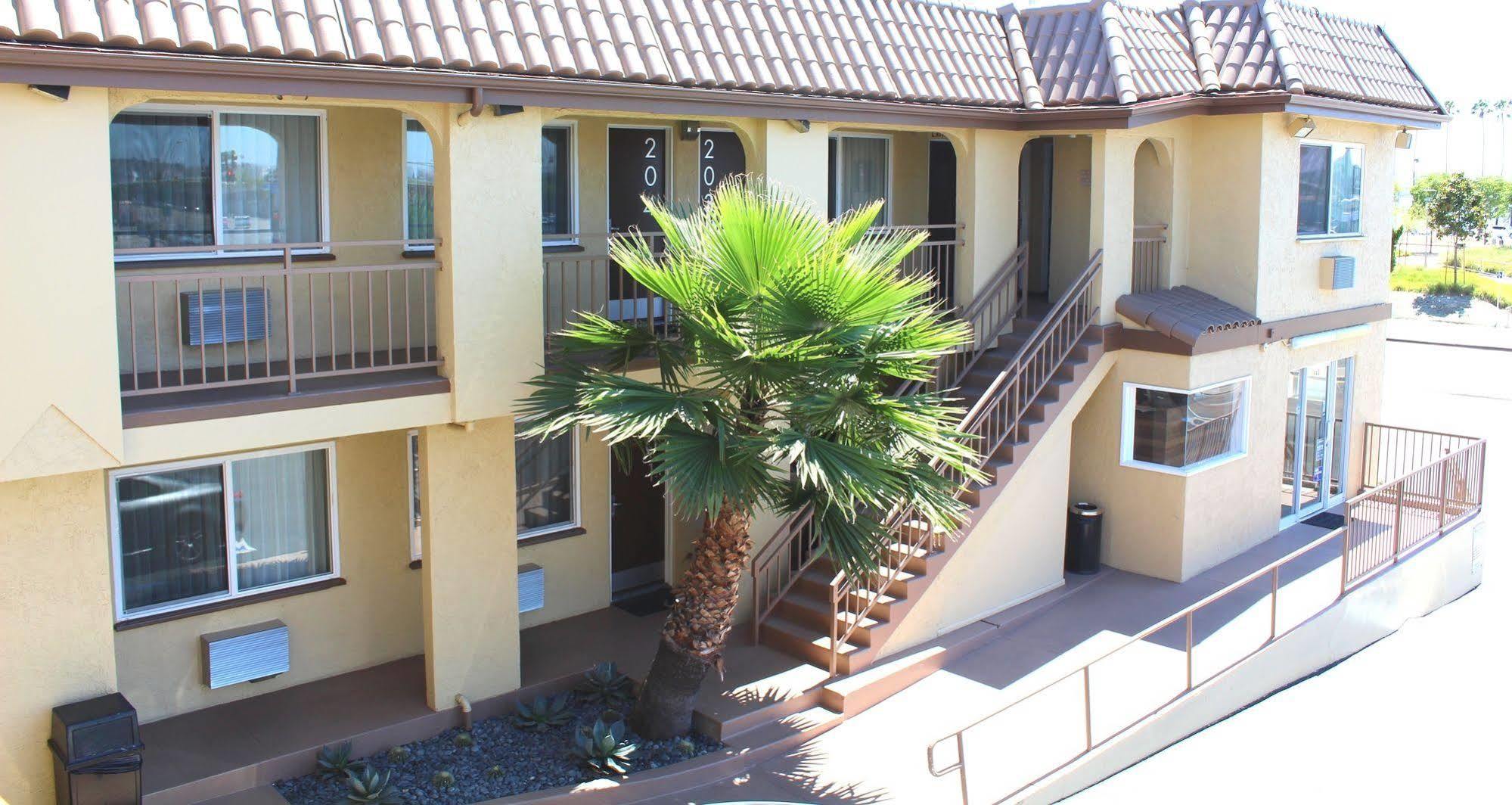 Marina Inn And Suites-Airport-Gaslamp-Zoo San Diego Exterior photo