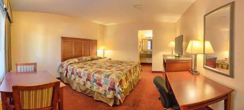 Marina Inn And Suites-Airport-Gaslamp-Zoo San Diego Exterior photo